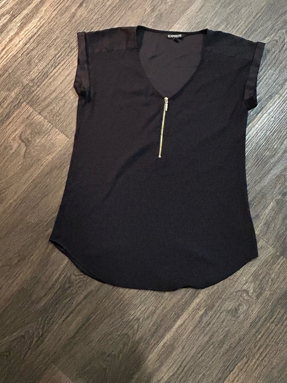 Express Black V-Neck Zip Front Cap Sleeve Blouse